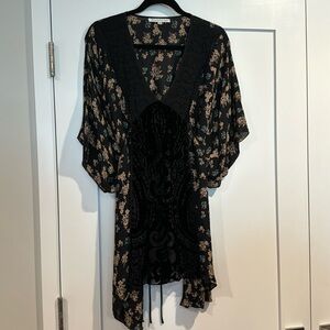 Johnny Was black floral tunic with velvet detail size medium